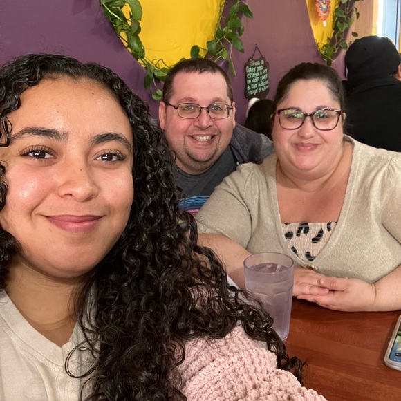 Meet Your Posher - Picture 13 of 16